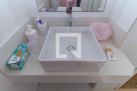 Casa de condomínio à venda com 92m², 2 quartos e 1 vaga Casa de condomínio à venda com 92m², 2 quartos e 1 vagaBanheiro da Suíte 2