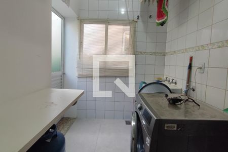Casa de condomínio à venda com 300m², 3 quartos e 4 vagas Casa de condomínio à venda com 300m², 3 quartos e 4 vagasÁrea de Serviço