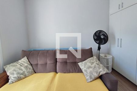 Casa de condomínio à venda com 300m², 3 quartos e 4 vagas Casa de condomínio à venda com 300m², 3 quartos e 4 vagasQuarto Suíte