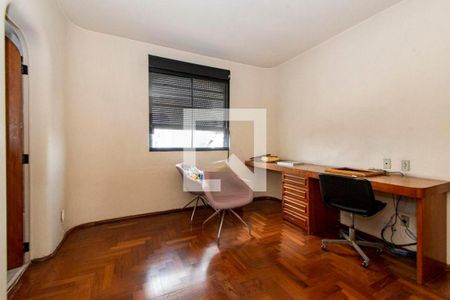 Apartamento à venda com 362m², 4 quartos e 4 vagas