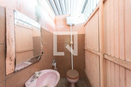 Casa à venda com 380m², 4 quartos e 3 vagasBanheiro 2 Terraço