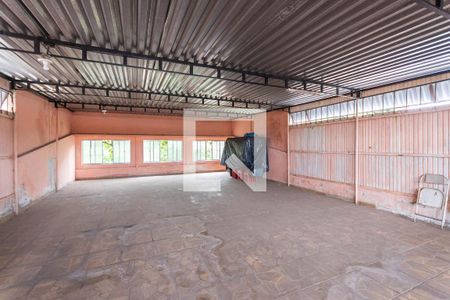 Casa à venda com 380m², 4 quartos e 3 vagasTerraço