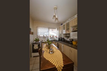 Casa à venda com 148m², 3 quartos e 2 vagas Casa à venda com 148m², 3 quartos e 2 vagasCozinha