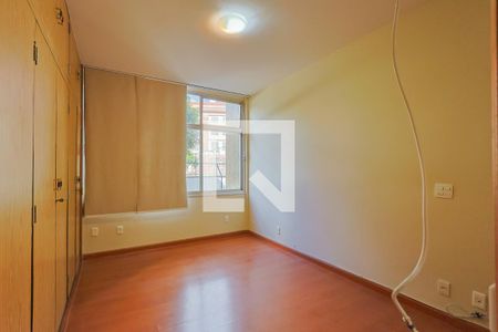 Apartamento à venda com 160m², 4 quartos e sem vaga Apartamento à venda com 160m², 4 quartos e sem vagaSuíte 2