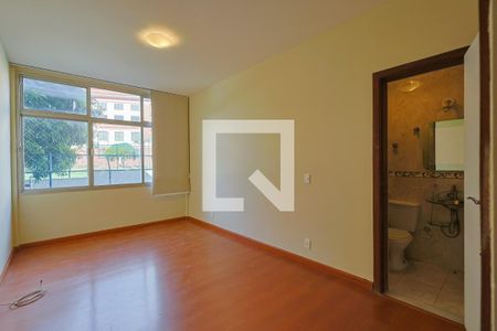 Apartamento à venda com 160m², 4 quartos e sem vaga Apartamento à venda com 160m², 4 quartos e sem vagaSuíte 1