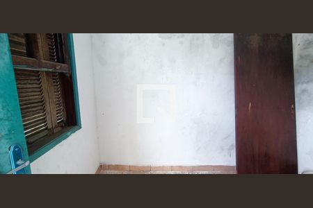 Casa à venda com 200m², 4 quartos e 1 vaga Casa à venda com 200m², 4 quartos e 1 vagaEdícula