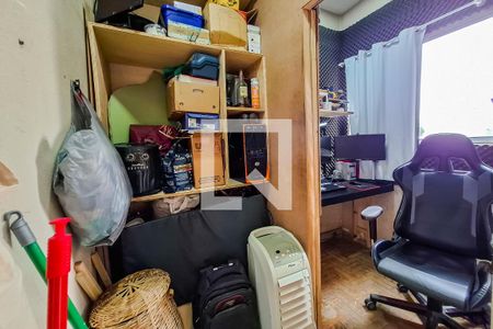 Apartamento à venda com 104m², 4 quartos e 1 vaga Apartamento à venda com 104m², 4 quartos e 1 vagaQuarto de Serviço