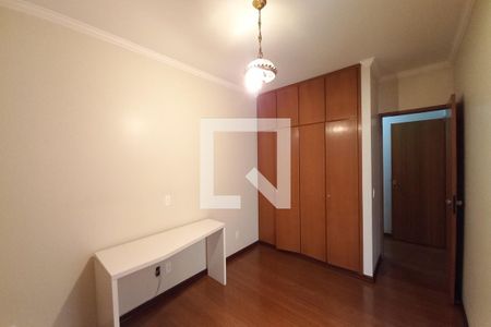 Apartamento à venda com 210m², 5 quartos e 2 vagas Apartamento à venda com 210m², 5 quartos e 2 vagasQuarto 2 - Suíte