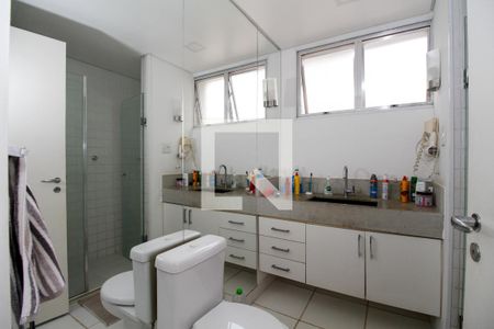 Apartamento para alugar com 79m², 2 quartos e sem vaga Apartamento para alugar com 79m², 2 quartos e sem vagaBanheiro
