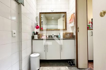 Casa de condomínio à venda com 308m², 4 quartos e 2 vagas Casa de condomínio à venda com 308m², 4 quartos e 2 vagasSuíte 03