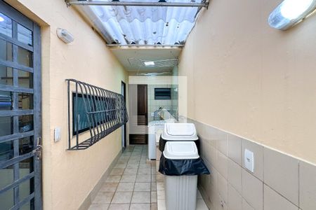 Casa de condomínio à venda com 308m², 4 quartos e 2 vagas Casa de condomínio à venda com 308m², 4 quartos e 2 vagasÁrea de Serviço