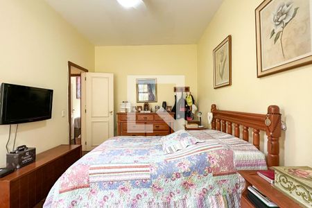 Casa de condomínio à venda com 308m², 4 quartos e 2 vagas Casa de condomínio à venda com 308m², 4 quartos e 2 vagasSuíte 03