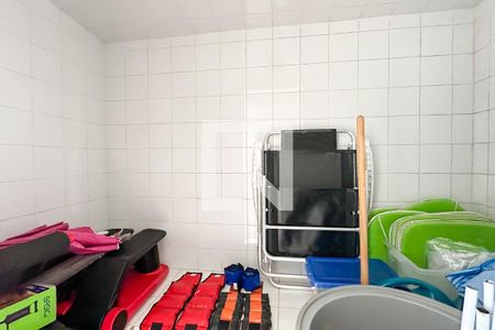 Casa de condomínio à venda com 308m², 4 quartos e 2 vagas Casa de condomínio à venda com 308m², 4 quartos e 2 vagasSauna
