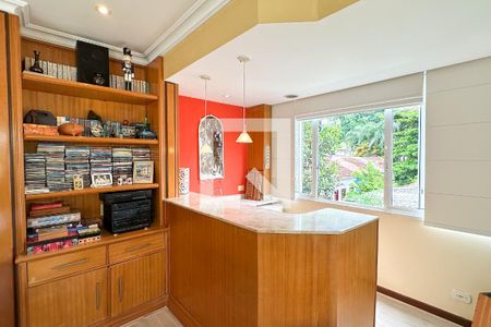 Casa de condomínio à venda com 308m², 4 quartos e 2 vagas Casa de condomínio à venda com 308m², 4 quartos e 2 vagasSala 02