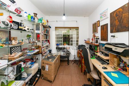 Casa à venda com 540m², 5 quartos e 4 vagasEscritório - Quarto 5