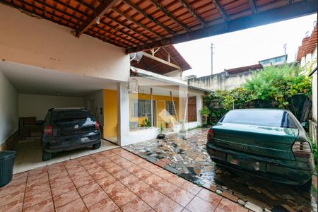 Casa à venda com 540m², 5 quartos e 4 vagasGaragem - entrada
