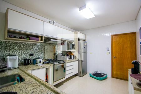 Casa à venda com 112m², 3 quartos e 2 vagas Casa à venda com 112m², 3 quartos e 2 vagasCozinha