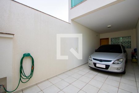 Casa à venda com 112m², 3 quartos e 2 vagas Casa à venda com 112m², 3 quartos e 2 vagasGaragem