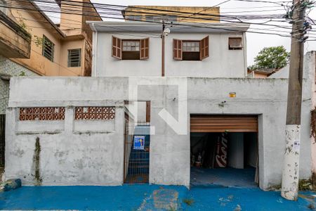 Casa para alugar com 90m², 2 quartos e 1 vaga Casa para alugar com 90m², 2 quartos e 1 vagaFachada