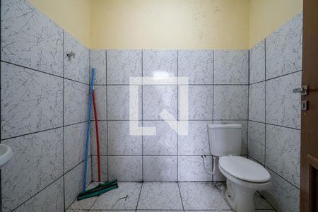 Casa para alugar com 90m², 2 quartos e 1 vaga Casa para alugar com 90m², 2 quartos e 1 vagaBanheiro 2