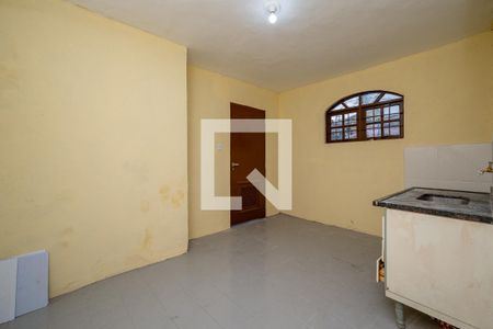 Casa para alugar com 90m², 2 quartos e 1 vaga Casa para alugar com 90m², 2 quartos e 1 vagaCozinha