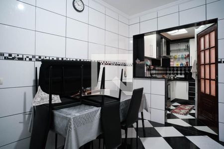 Casa de condomínio à venda com 130m², 3 quartos e 1 vagaCozinha