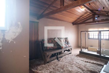 Casa de condomínio à venda com 130m², 3 quartos e 1 vagaÁtico