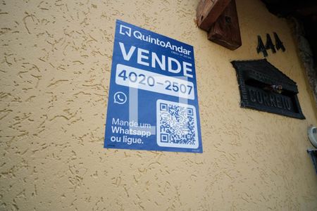 Casa de condomínio à venda com 130m², 3 quartos e 1 vagaPlaca