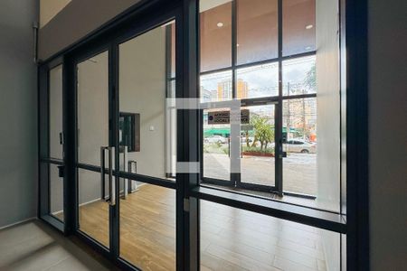 Apartamento à venda com 65m², 2 quartos e 1 vagaEntrada