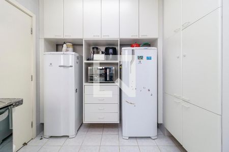Apartamento à venda com 252m², 3 quartos e 4 vagas Apartamento à venda com 252m², 3 quartos e 4 vagasCozinha