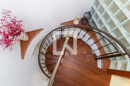 Apartamento à venda com 252m², 3 quartos e 4 vagas Apartamento à venda com 252m², 3 quartos e 4 vagasAcesso a área de lazer