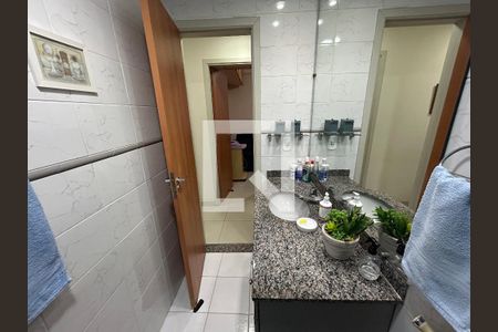 Apartamento à venda com 101m², 3 quartos e 1 vagaBanheiro Social