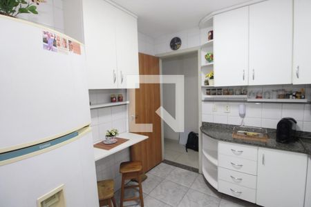 Apartamento à venda com 101m², 3 quartos e 1 vagaCozinha