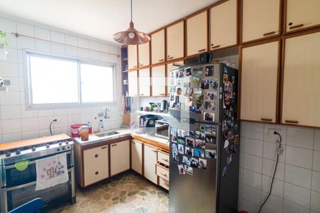 Apartamento à venda com 113m², 2 quartos e 1 vaga Apartamento à venda com 113m², 2 quartos e 1 vagaCozinha