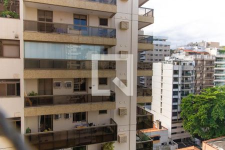 Apartamento à venda com 120m², 3 quartos e 1 vaga Apartamento à venda com 120m², 3 quartos e 1 vagaVista do Quarto 2