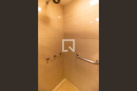 Apartamento à venda com 120m², 3 quartos e 1 vaga Apartamento à venda com 120m², 3 quartos e 1 vagaBanheiro da Suíte