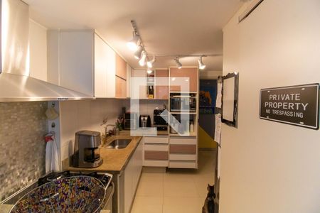Apartamento à venda com 120m², 3 quartos e 1 vaga Apartamento à venda com 120m², 3 quartos e 1 vagaCozinha e Área de Serviço