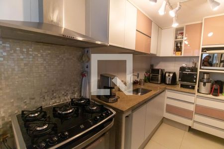 Apartamento à venda com 120m², 3 quartos e 1 vaga Apartamento à venda com 120m², 3 quartos e 1 vagaCozinha e Área de Serviço