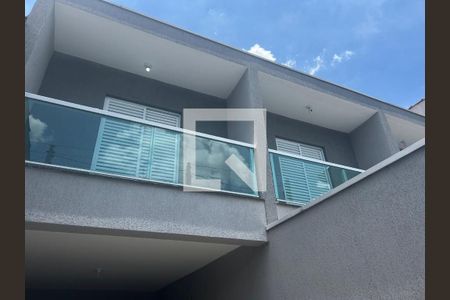 Casa à venda com 130m², 3 quartos e 2 vagas Casa à venda com 130m², 3 quartos e 2 vagasFoto 01