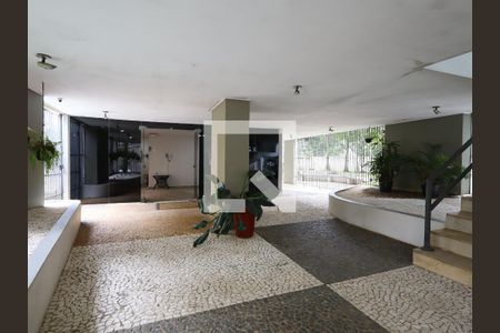 Apartamento à venda com 140m², 3 quartos e 2 vagasHall social