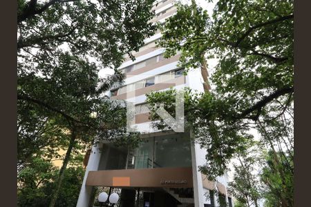 Apartamento à venda com 140m², 3 quartos e 2 vagasFachada