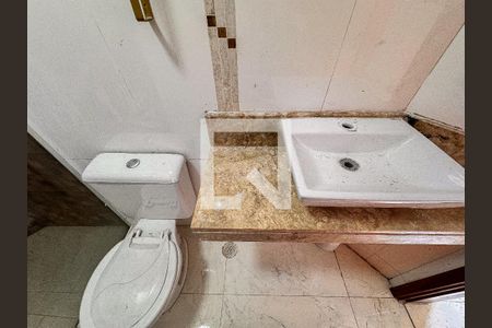 Apartamento à venda com 67m², 2 quartos e 1 vaga Apartamento à venda com 67m², 2 quartos e 1 vagaBanheiro da Suíte