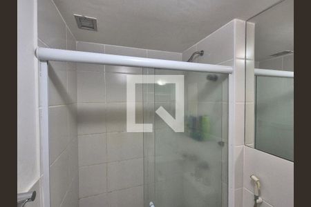 Apartamento à venda com 121m², 3 quartos e 2 vagasBanheiro da Suíte 2