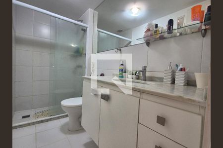 Apartamento à venda com 121m², 3 quartos e 2 vagasBanheiro da Suíte 2