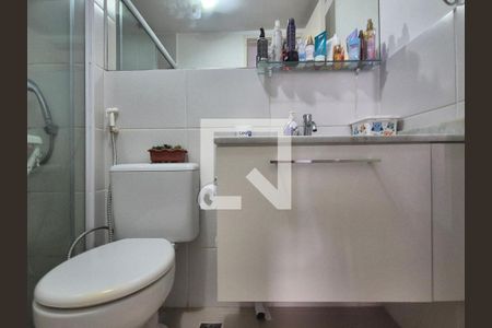 Apartamento à venda com 121m², 3 quartos e 2 vagasBanheiro da Suíte 1