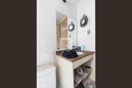 Apartamento à venda com 51m², 2 quartos e 1 vaga Apartamento à venda com 51m², 2 quartos e 1 vagaBanheiro