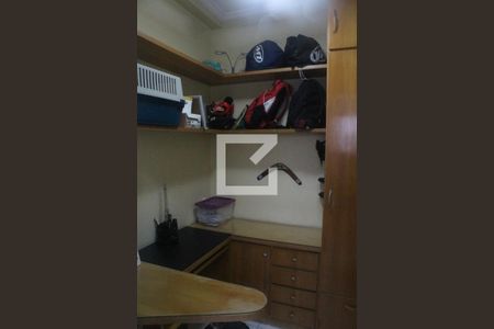 Apartamento à venda com 130m², 3 quartos e 2 vagasQuarto de Serviço