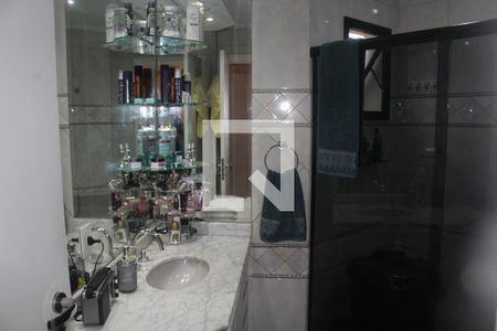 Apartamento à venda com 130m², 3 quartos e 2 vagasBanheiro da Suíte