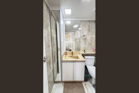 Apartamento à venda com 64m², 3 quartos e 1 vaga Apartamento à venda com 64m², 3 quartos e 1 vagaBanheiro