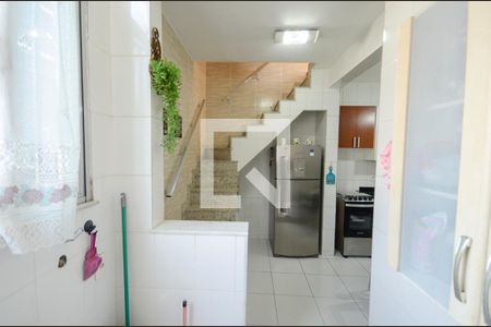 Casa à venda com 130m², 3 quartos e sem vagaÁrea de Serviço